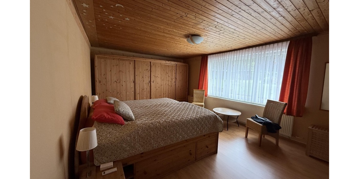 Schlafzimmer EFH