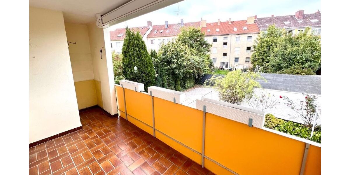 ... mit Loggia zum Innenhof