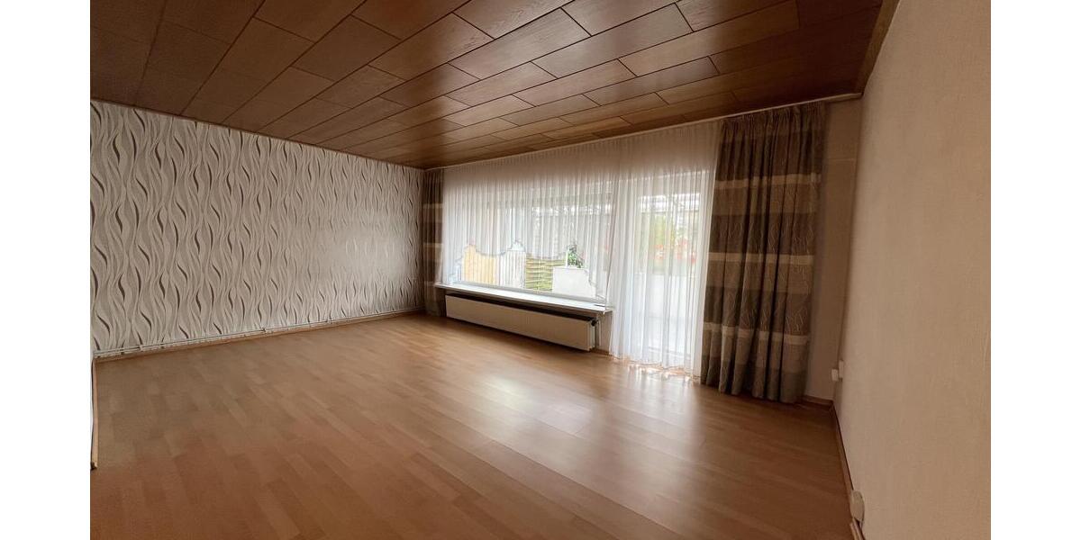 Wohnzimmer (EG)
